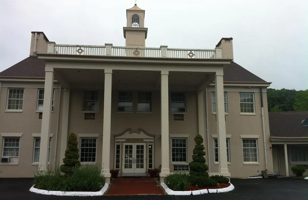 New Haven Inn-1